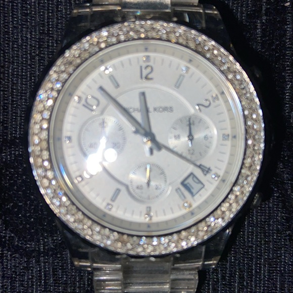 Michael Kors women’s watch - requires battery - Picture 3 of 4